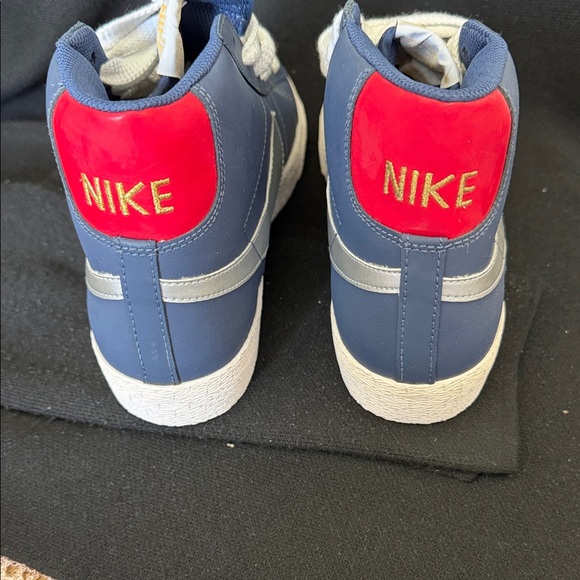 Nike Men's Blue High-Top Sneakers Size 10 - Picture 3 of 10